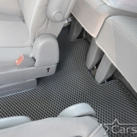 Автомобильные коврики EVA на Chrysler Grand Voyager V (2008->) 2 ряд: кресла 2+1 без прохода